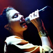 Mara Hruby - List pictures