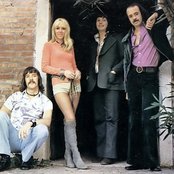 Middle Of The Road - List pictures