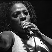 Sharon Jones - List pictures