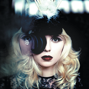 Amanda Jenssen - List pictures