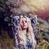 Laurel - List pictures