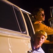 Dirty Gold - List pictures