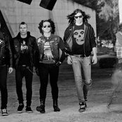 Crisix - List pictures