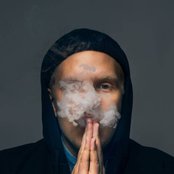 View - List pictures