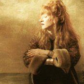 Loreena Mckennitt - List pictures