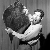 Rolf Harris - List pictures