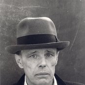 Joseph Beuys - List pictures
