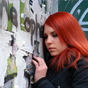 Holly Brook - List pictures