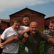 Ricochet - List pictures