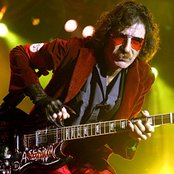 Charly Garcia - List pictures