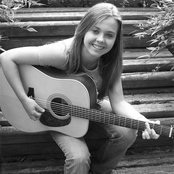 Sierra Hull - List pictures