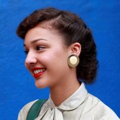 Mara Hruby - List pictures