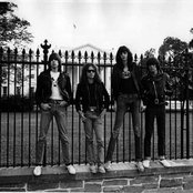 The Ramones - List pictures