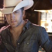 Justin Moore - List pictures