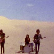 Night Beats - List pictures