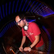 Oliver Huntemann - List pictures