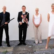 Chumbawamba - List pictures