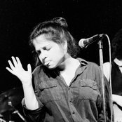 Rachel Sweet - List pictures