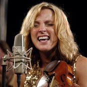 Rhonda Vincent - List pictures