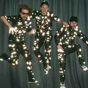 Whomadewho - List pictures