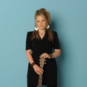 Crystal Bowersox - List pictures