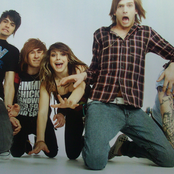 Versaemerge - List pictures