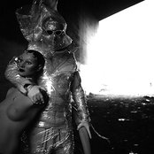 Gary Wilson - List pictures