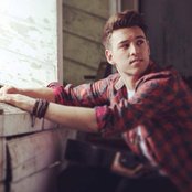 Taylor Henderson - List pictures