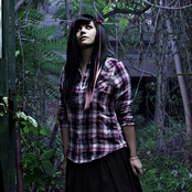 Jena Lee - List pictures