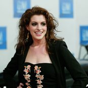 Anne Hathaway - List pictures