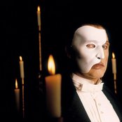 Michael Crawford - List pictures