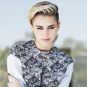 Miley Cyrus - List pictures