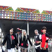 Stitched Up Heart - List pictures