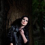 Adalita - List pictures