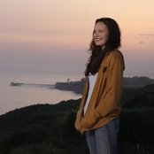 Lauren Pritchard - List pictures