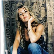 Jennifer Paige - List pictures