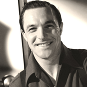 Gene Kelly - List pictures
