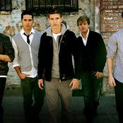 V Factory - List pictures