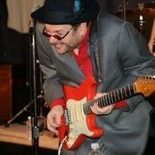 Ronnie Earl - List pictures