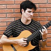 Chico Pinheiro - List pictures