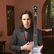 Nuno Bettencourt - List pictures
