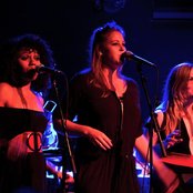 Escort - List pictures