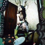 Mindy Smith - List pictures