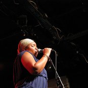 Jaguar Wright - List pictures