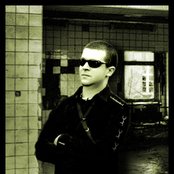 Alice In Darkland - List pictures