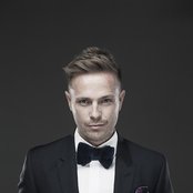Nicky Byrne - List pictures