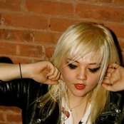 Elle King - List pictures