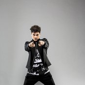 Oscar Zia - List pictures