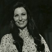 Loretta Lynn - List pictures