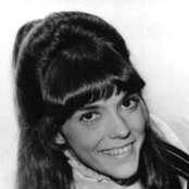 Karen Carpenter - List pictures